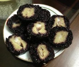 Bánh chưng đen Mường Lò món đặc sản Yên Bái