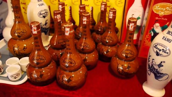 Đặc sản rượu nổi tiếng của Làng Vân