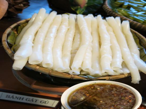 Bánh gật gù món ăn độc đáo chỉ có ở Quảng Ninh