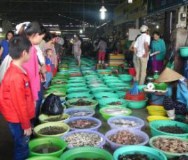Chợ hải sản chế biến tại chỗ ở Sài Gòn