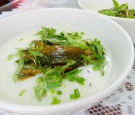 Món cháo lươn đậu xanh ngon không bị tanh