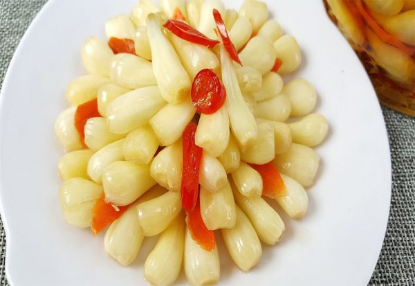 Món củ kiệu ngâm mắm giòn ngon cho ngày Tết