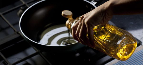 Cắt giảm dầu hoặc chất béo bão hòa