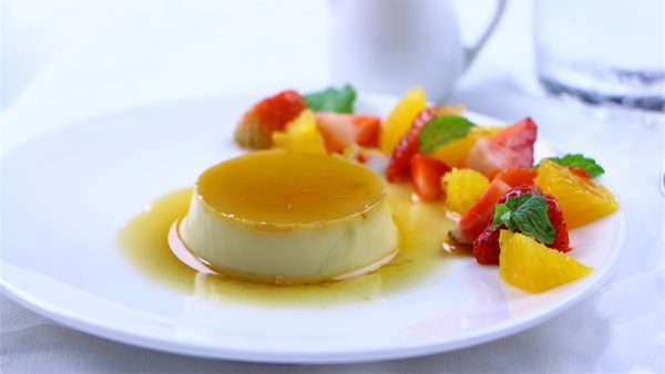 Món bánh flan bằng sữa đặc thơm mịn tại nhà