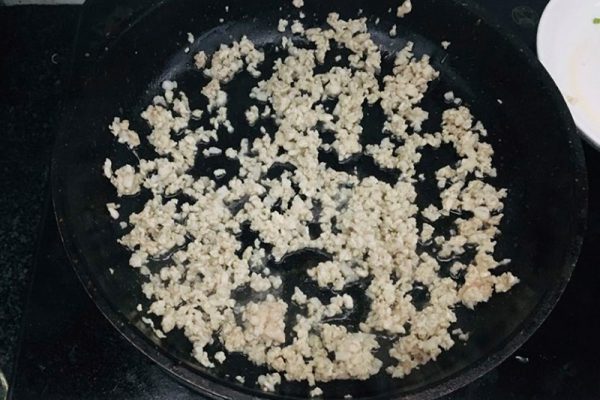 Xào thịt heo