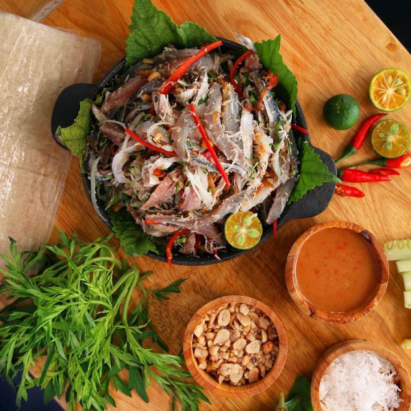 Gỏi tươi sống từ hải sản bạn nên tránh trong thời điểm dịch bệnh