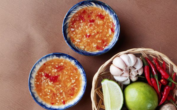 Pha nước mắm