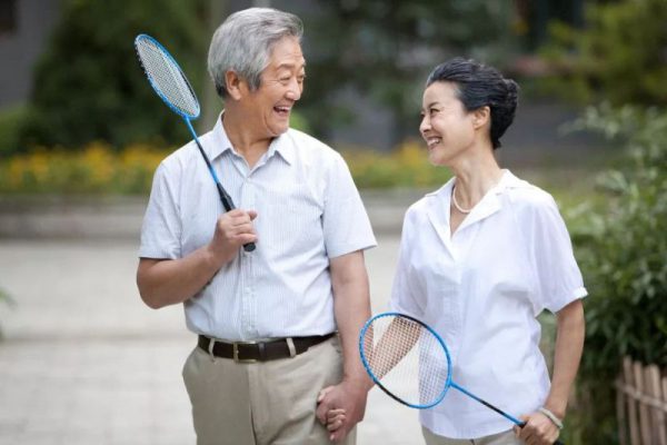 Người cao tuổi cần có một lối sống lành mạnh