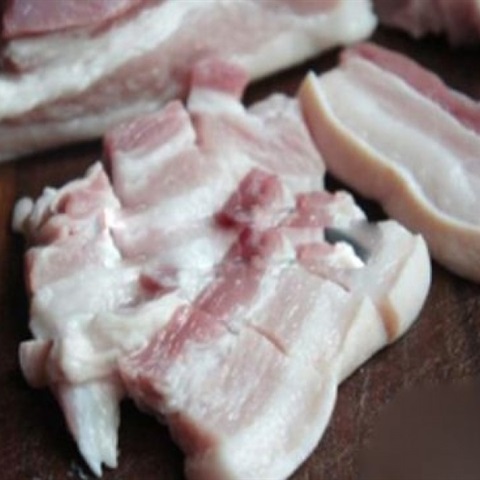 Thịt ba chỉ thái miếng