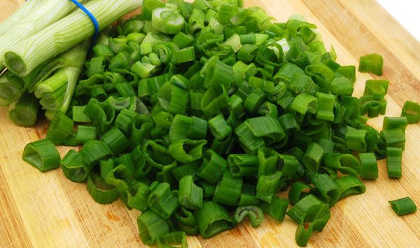 Hành lá cắt nhuyễn
