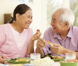 Thực phẩm tốt cho người cao tuổi phòng chống dịch 