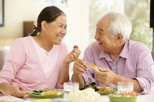 Thực phẩm tốt cho người cao tuổi phòng chống dịch