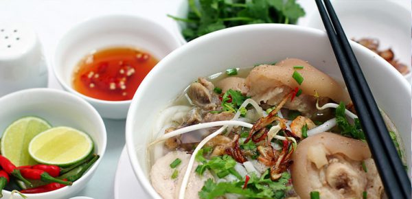 Món bánh canh giò heo cực ngon mà đơn giản