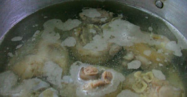 Nấu nước lèo