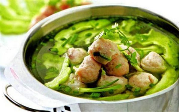 Món lẩu cá thác lác khổ qua thanh mát giải nhiệt