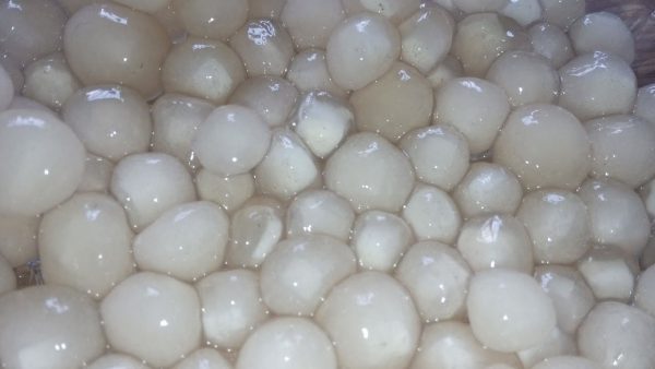 Món trân châu nhân dừa trắng trong dẻo dai