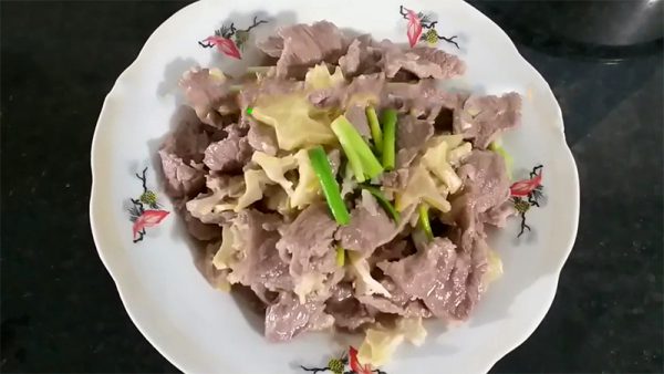 Món thịt trâu xào khế ngon đậm đà lạ miệng