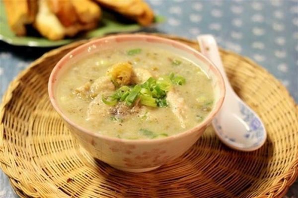 Món cháo cá chép không bị tanh cực đơn giản