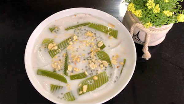 Món chè dừa non thanh mát mà lại siêu ngon