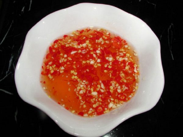 Pha nước mắm