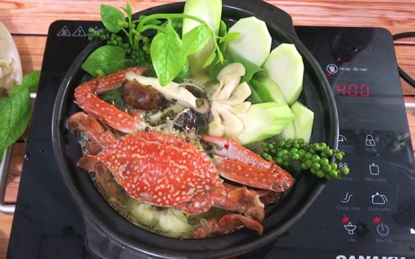 Món lẩu ghẹ thơm lừng ngon hấp dẫn