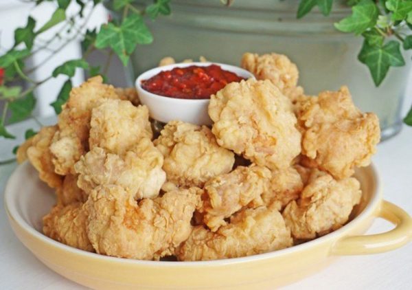Món gà bắp rang giòn rụm bé thích mê