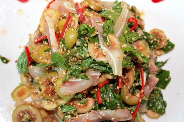 Món nộm sung tai heo chống ngán ngày nắng