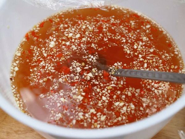 Pha nước mắm trộn nộm