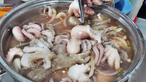 Món bạch tuộc nhúng giấm thơm mềm chua nhẹ