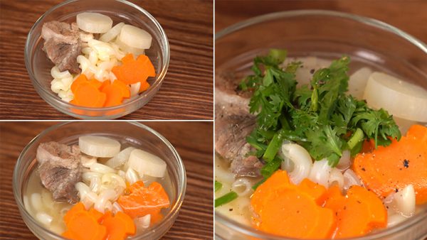 Cho các nguyên liệu vào tô chan nước dùng cùng thưởng thức