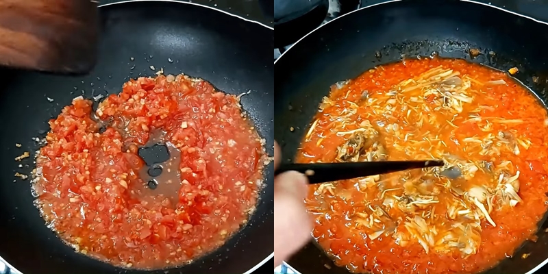 Làm phần sốt cà chua rồi cho bắp chuối non vào nấu chung
