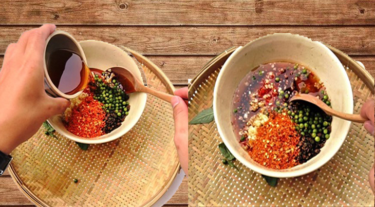 Làm phần nước sốt tiêu xanh