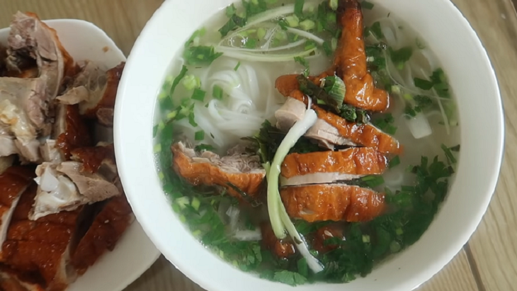 Món phở vịt quay ngon đậm đà chuẩn vị Lạng Sơn