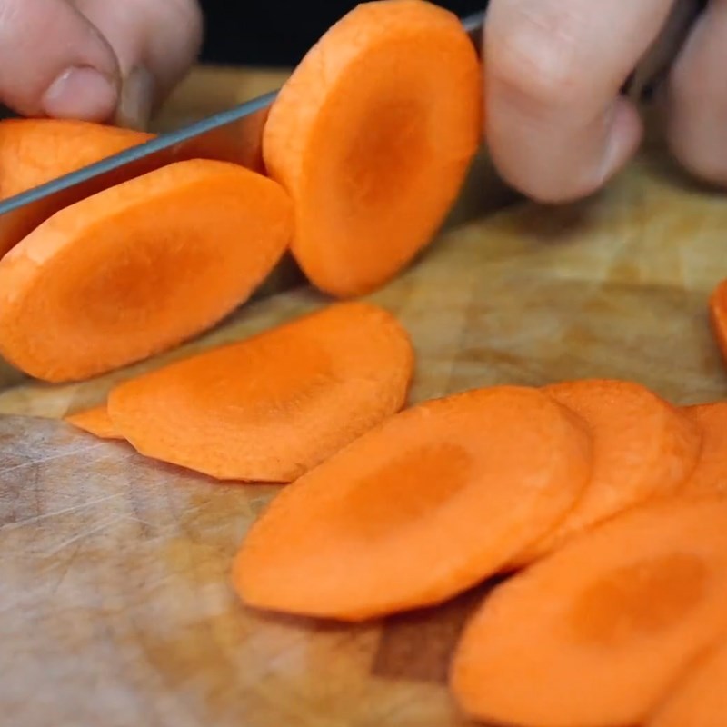 Cà rốt cắt khoanh tròn