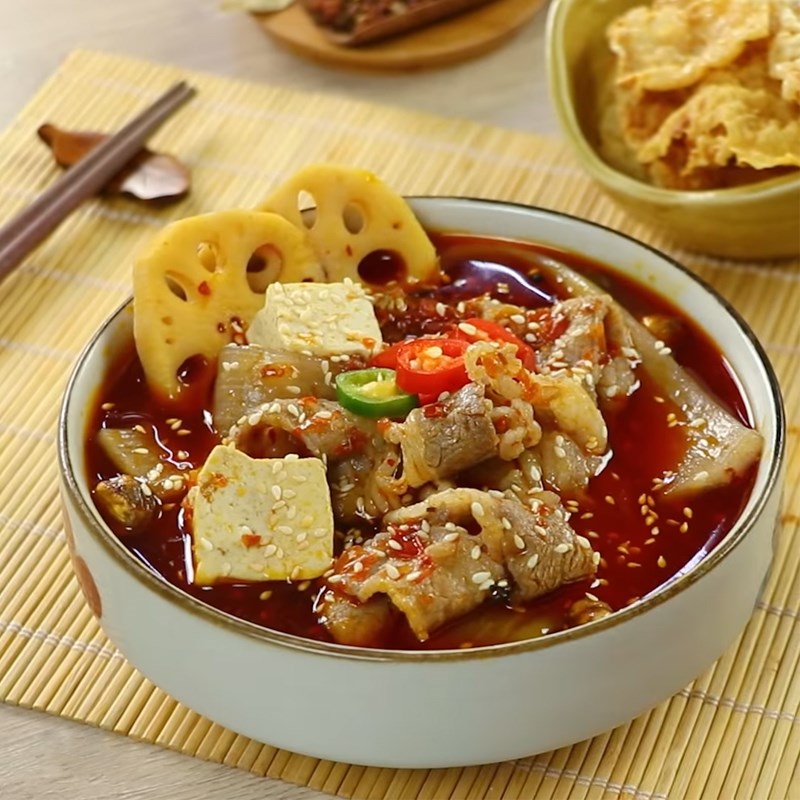 Món miến chua cay Trùng Khánh ấm bụng ngày mưa