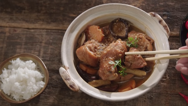 Món gà kho nấm đổi vị cho cả nhà ai cũng thích