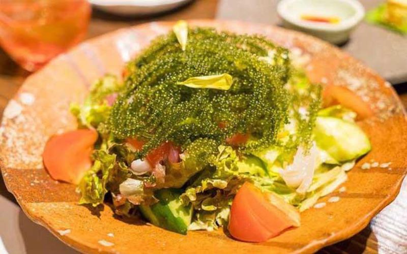 Salad rong nho trộn cá ngừ