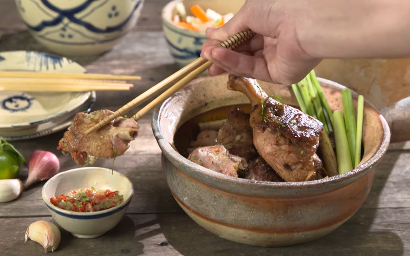 Món vịt nướng nồi đất thơm lừng hấp dẫn