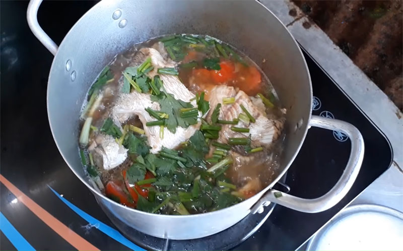 Nấu canh cá chẽm