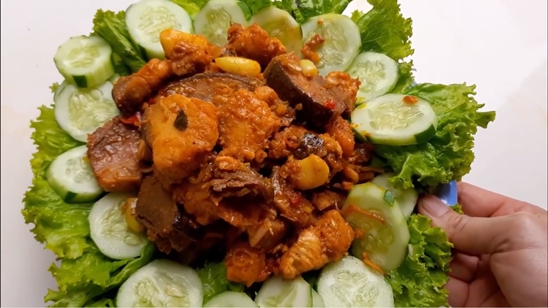 Món cá đuối xào lăn thơm ngon khó cưỡng