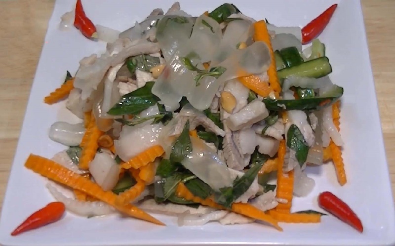 Món gỏi nha đam thanh mát lại đẹp da