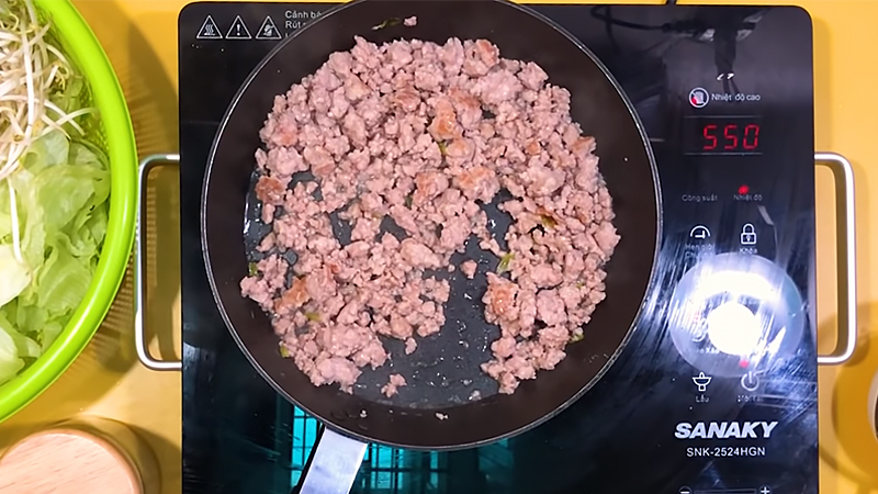 Xào thịt bằm