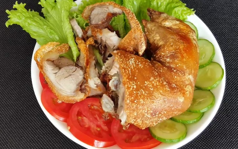 Món chân giò chiên muối giòn ngon đậm đà