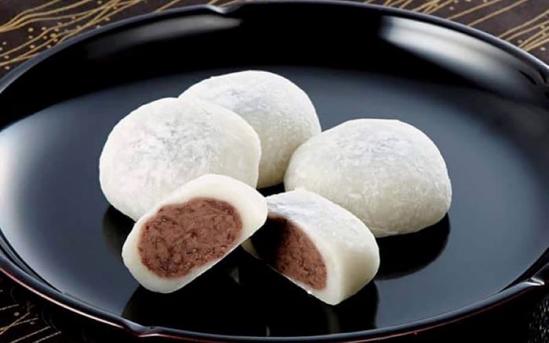 Món bánh mochi nhân đậu đỏ ngon tuyệt