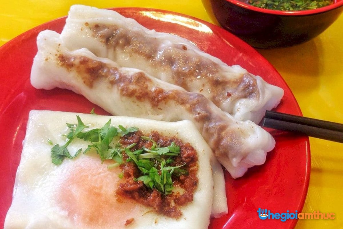 Bánh cuốn trứng Lạng Sơn