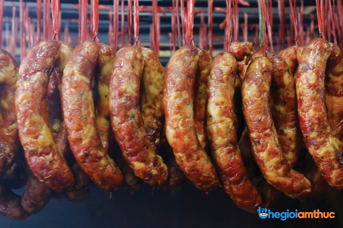 Lạp sườn Lạng Sơn