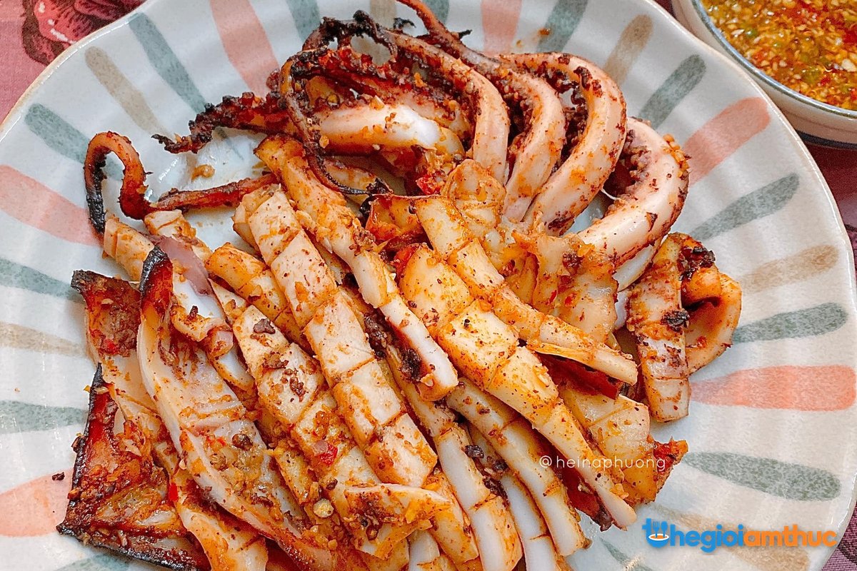 Mực một nắng Khánh Hòa – món ngon Khánh Hòa